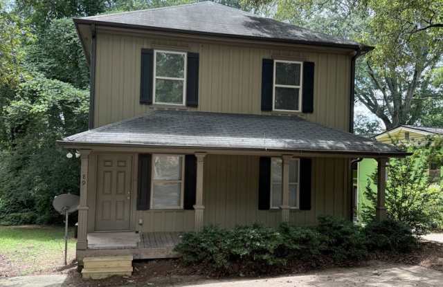 Four Bedroom Near Downtown Available for Pre-Lease! - 189 Ruth Drive, Athens, GA 30601 Four Bedroom Near Downtown Available for Pre-Lease! - 189 Ruth Drive, Athens, GA 30601