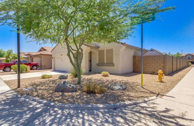 11829 W Donald Drive Gallery 3
