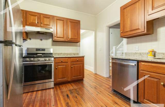 Charming 4 Bedroom photos photos