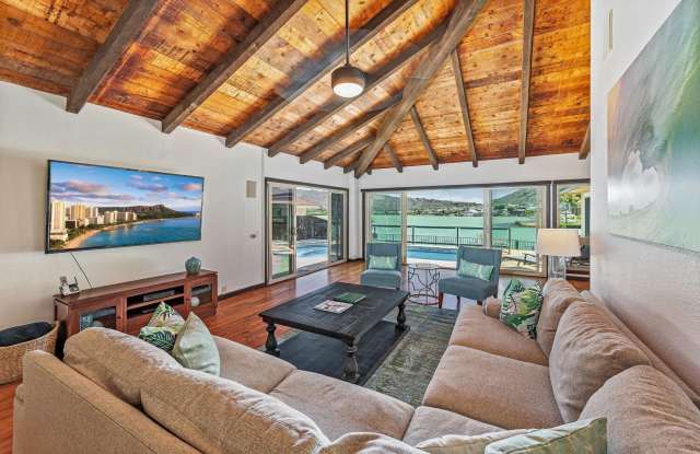New Listing! Marina-front Home Near the Ocean w/Private Pool & AC: Nani Wai Gallery 4