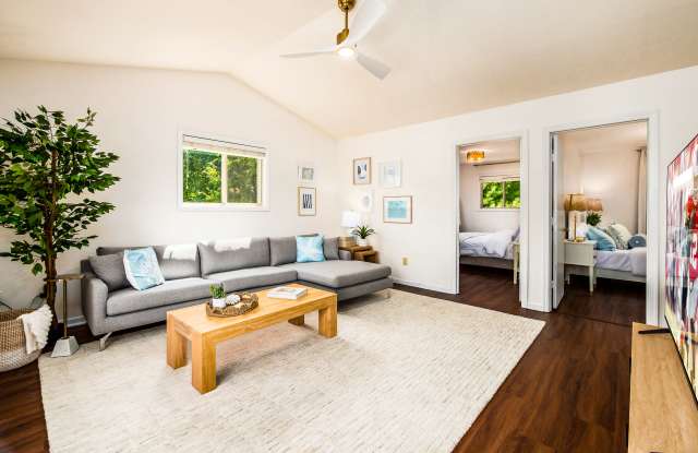 305 Ridgeway Dr Gallery 2