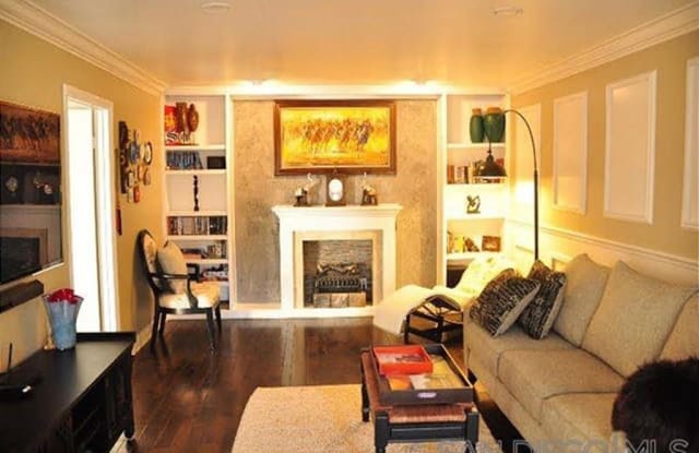 784 S Sierra Ave - 784 Sierra Avenue, Solana Beach, CA 92075