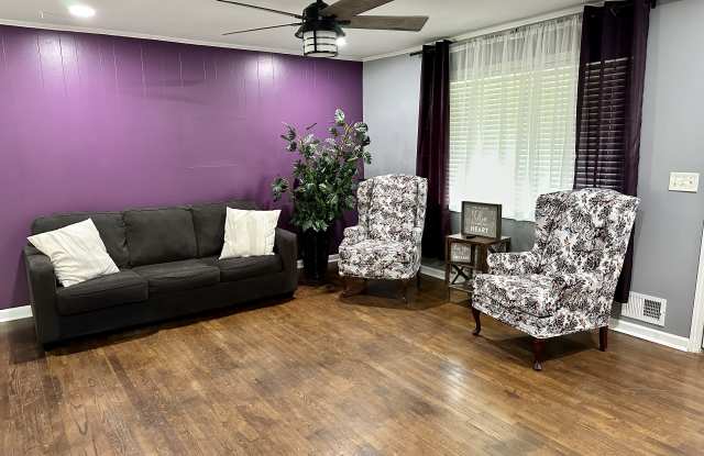 1954 Dobbins Drive Gallery 3