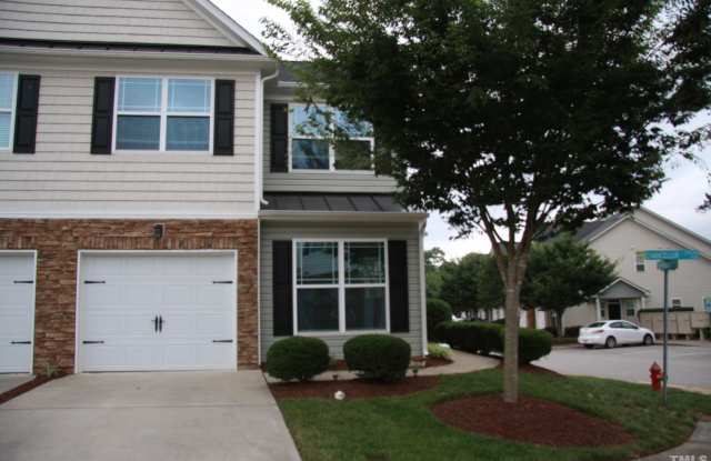 2021 Chancellor Place - 2021 Chancellor Place, Raleigh, NC 27603