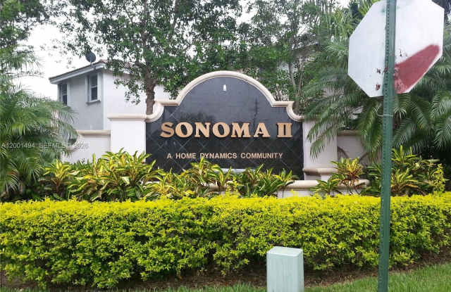 5450 NW 94th Ter photos photos