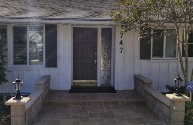 747 N Glendora Avenue Gallery 4