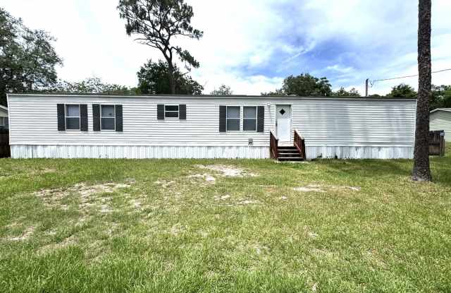 3 Bedroom / 2 Bathroom Westside Mobile Home photos photos