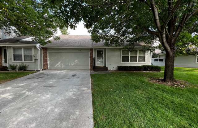 Charming 2 Bedroom House with Office, Fenced Back Area, and New Upgrades in Prime Fort Collins Location! - 819 Shire Court, Fort Collins, CO 80526