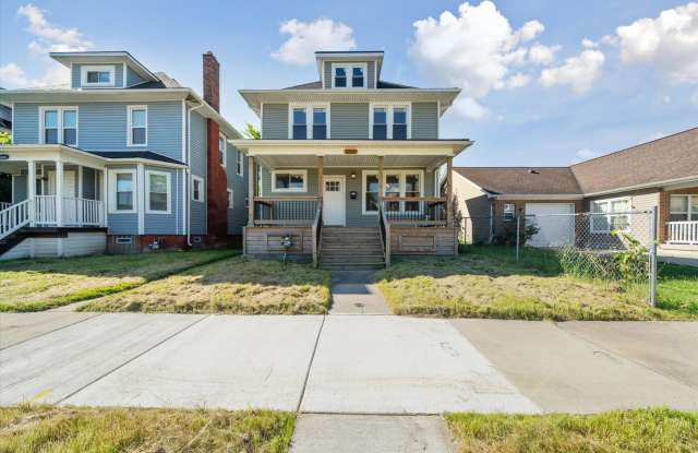 $1,675 - Spacious 3 Bedroom in North End photos photos