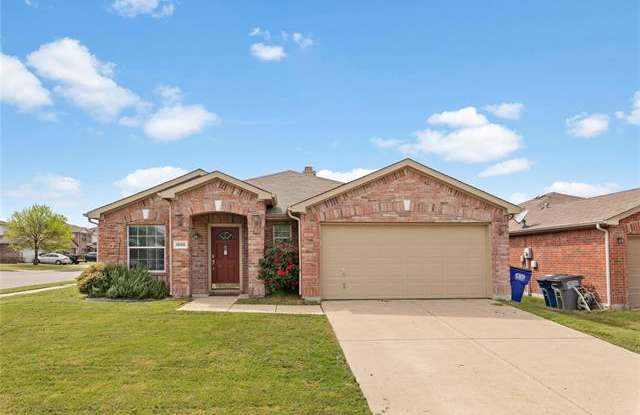 1600 Dragonback Pass - 1600 Dragonback Pass, Little Elm, TX 75036