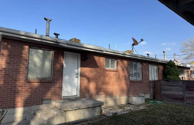 1312 East 3900 South - 1312 East 3900 South, Millcreek, UT 84124