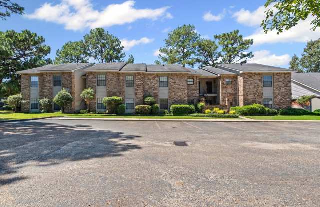 Convenient Grelot Rd Condo photos photos