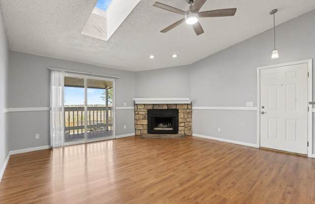 3-Bedroom Top-Floor Condo with Private Patio & 2 Assigned Parking Spots **$500 Holiday Rent Credit!** Gallery 4