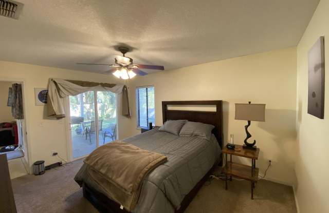 11163 CAROLINE CREST Drive Gallery 4