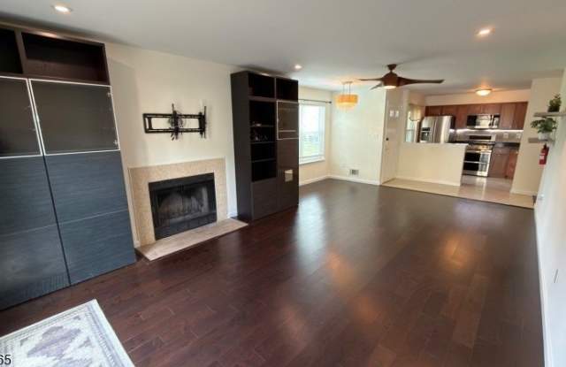 2501 Vroom Dr Gallery 3