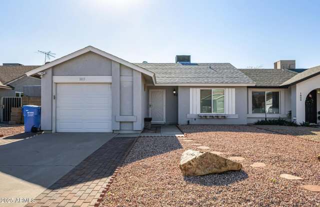 1813 E GRANDVIEW Road photos photos