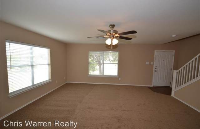 1328 Lakeside Loop Gallery 2