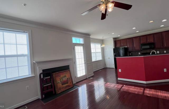 13677 VENTURI LANE Gallery 3