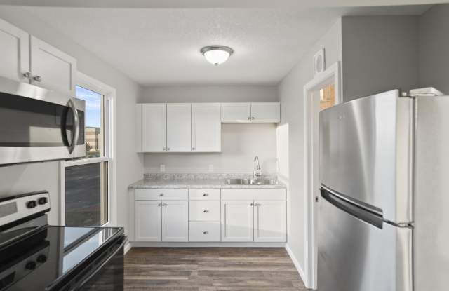 1244 SW Topeka Blvd #2A photos photos