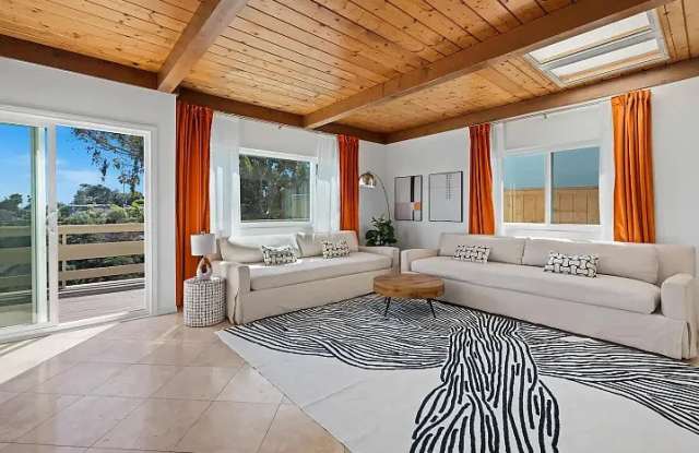 3625 Kingsley St photos photos