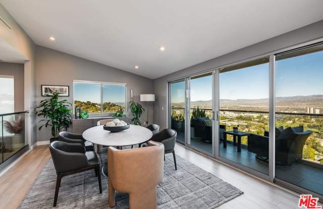 7191 Pacific View Dr Gallery 4