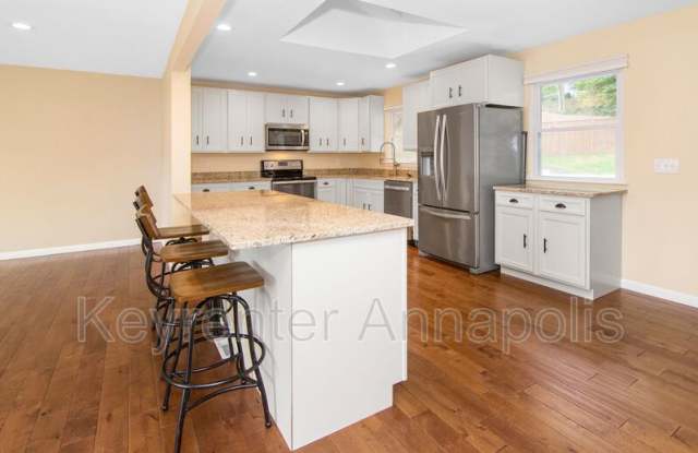 840 Valentine View Gallery 3