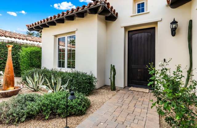 56738 Palms Dr Gallery 3