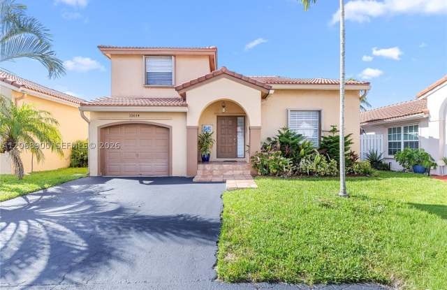 12614 NW 12th Ct Gallery 1