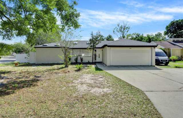 1790 SUN RIDGE Drive Gallery 1
