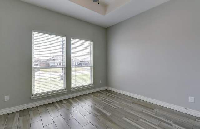 8206 Denali - 4 Bed/3 Bath - $2800/month Gallery 1