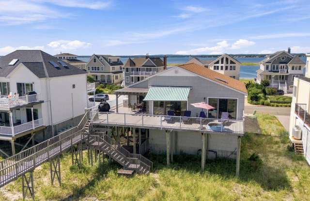 717 DUNE RD Gallery 2