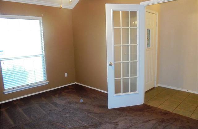 8516 Garden Springs Drive Gallery 4