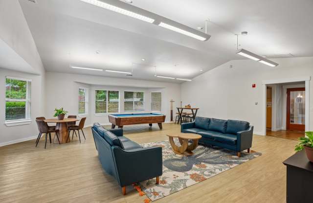 Troutdale Terrace Gallery 3