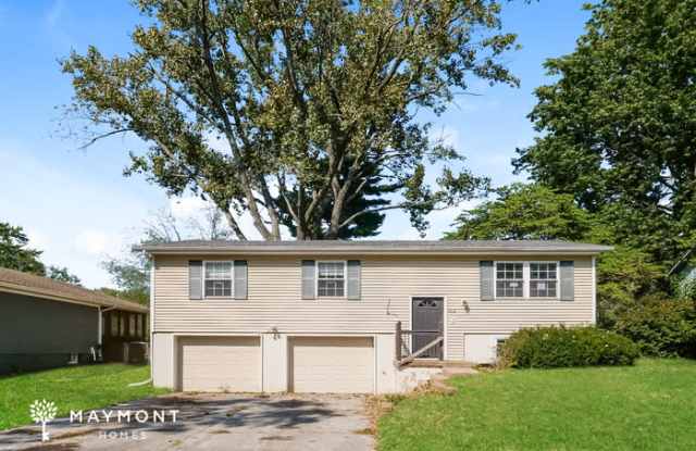 313 Northeast Lakeview Drive photos photos