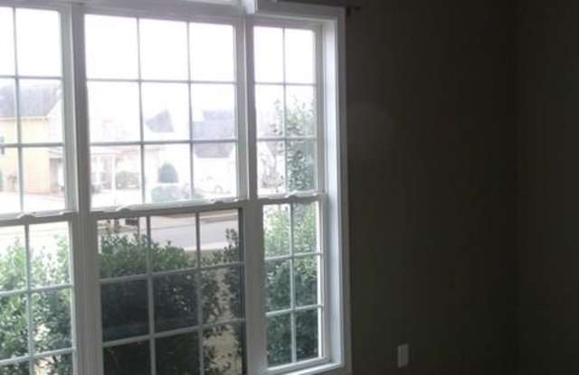9033 Aldbury Dr Gallery 4