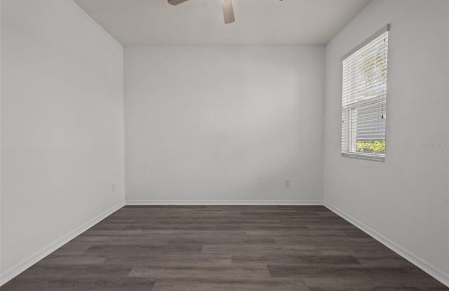 12124 LAKE Boulevard Gallery 3