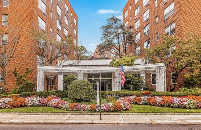 281 Garth Road - 281 Garth Road, Eastchester, NY 10583