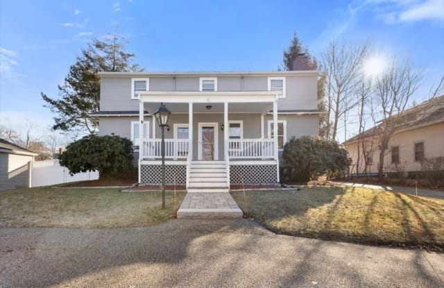 27 Wilson - 27 Wilson Road, Essex County, MA 01845