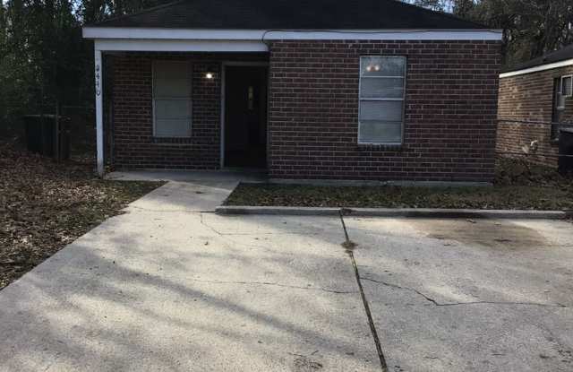 2440 Elm Park Dr Br La 70807 Gallery 1