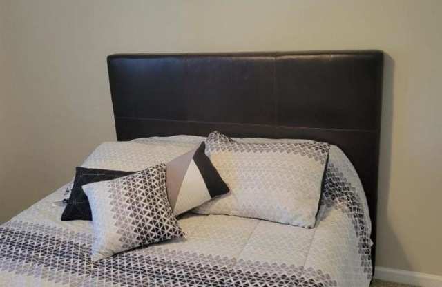 1192 Ashborough Dr Gallery 2
