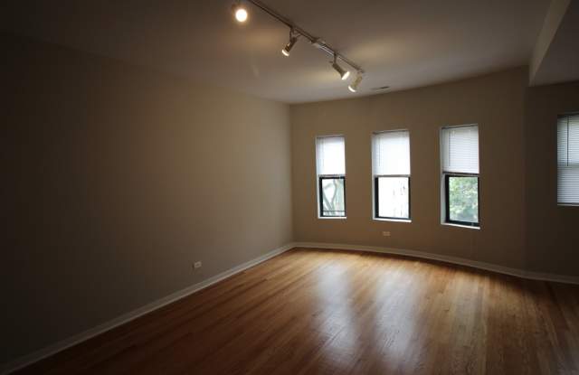 6449 N Claremont Ave Gallery 1