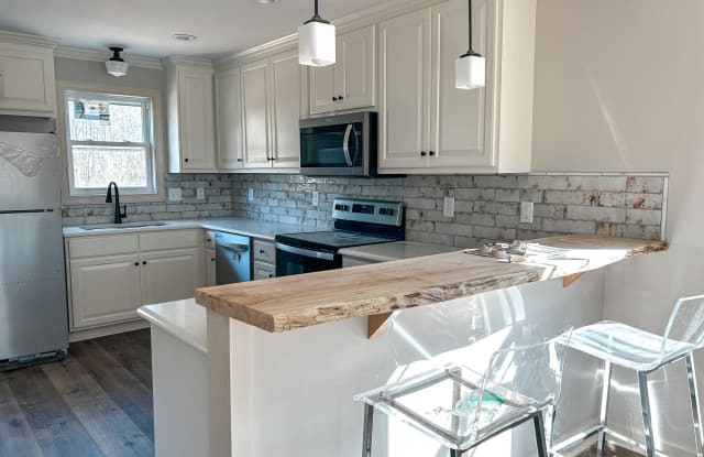 157 North Clarendon Drive photos photos