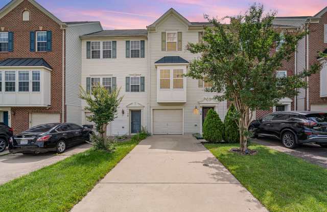 NORTH STAFFORD WELL MAINTAINED TOWNHOME FOR RENT photos photos