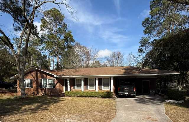 519 Pitt Moore - FALL 2026 photos photos