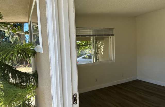 717 South Cedros Avenue photos photos