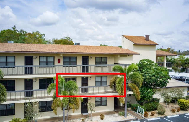 305 30TH Avenue W Gallery 1