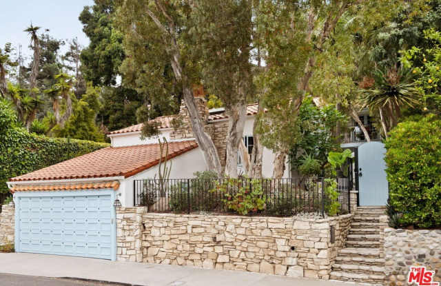 462 Mesa Rd photos photos