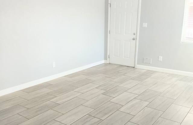 PEC1199 Gallery 4