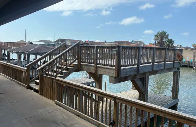 902 Pompano Ave photos photos