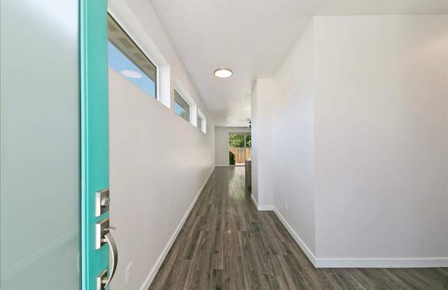 West Boise Bungalow with Modern Upgrades & Prime Location Gallery 4